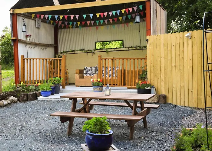 Holiday home Wisteria